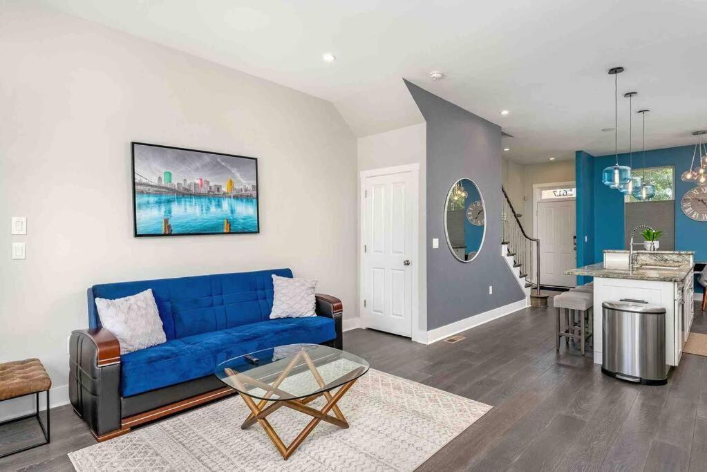 4 Bedroom 3 Bath Sleeps 10 Pet Friendly Private Backyard, 2 Car Garage, City Views, Close To All Stadiums And Casino Pittsburgh Luaran gambar